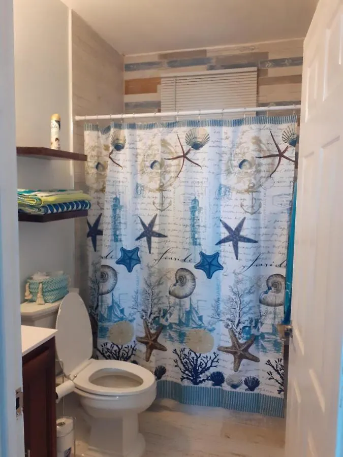 Secluded Studio@Sky Castles, Columbus Heights, Ocho Rios Apartment
